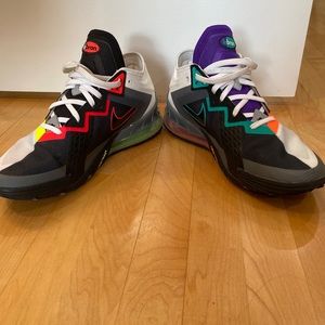 Nike Lebron 18 low size 10.5 mens basketball shoes